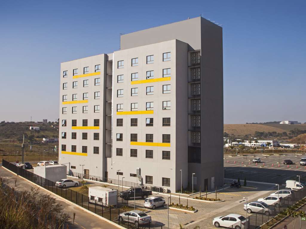 Golden Tower Shopping By Fenix Hoteis (Adults Only) Pouso Alegre Bagian luar foto